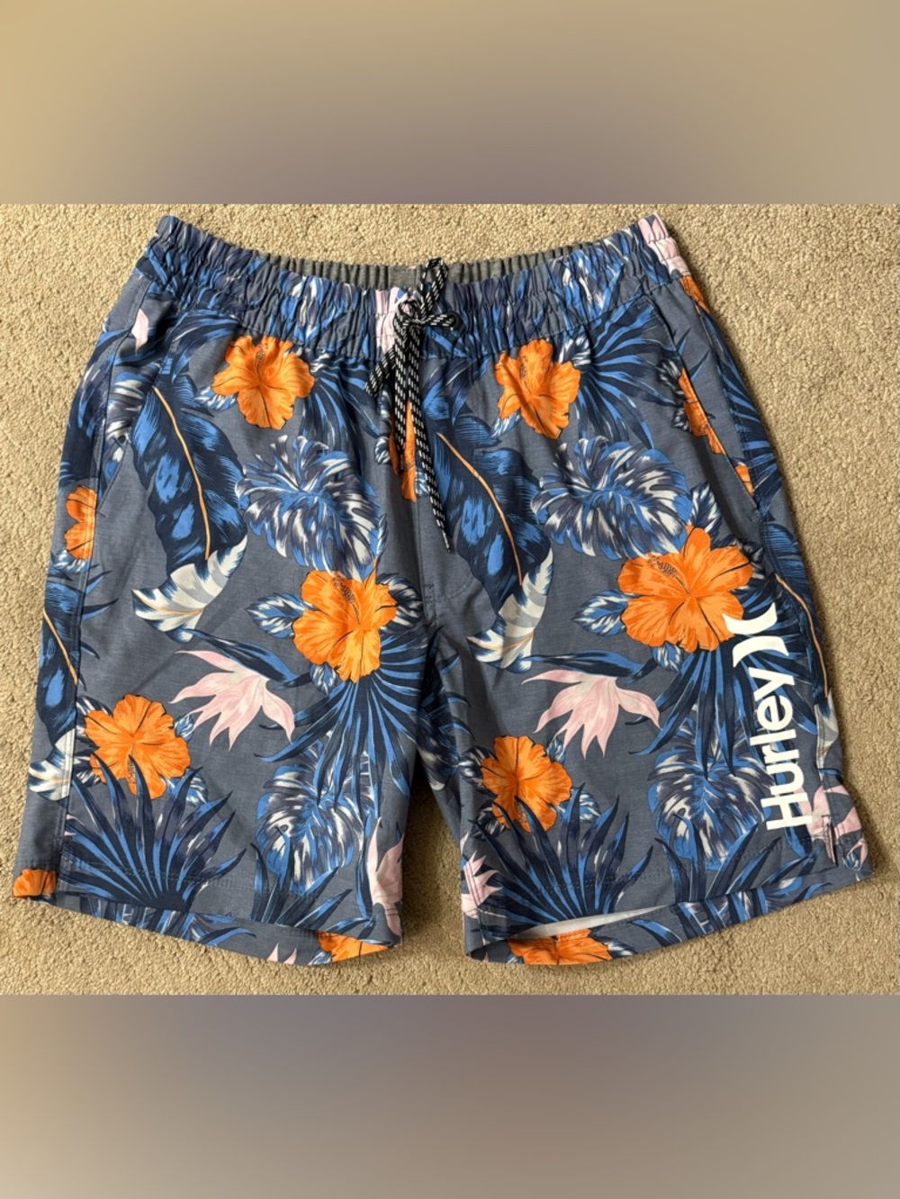 Hurley Hibiscus Volley Swim Trunks SZ Med